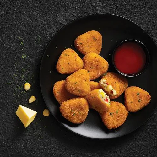 ITC Master Chef Cheesy Corn Triangles - With Cheddar Cheese Filling 500 g Pouch - Image 9