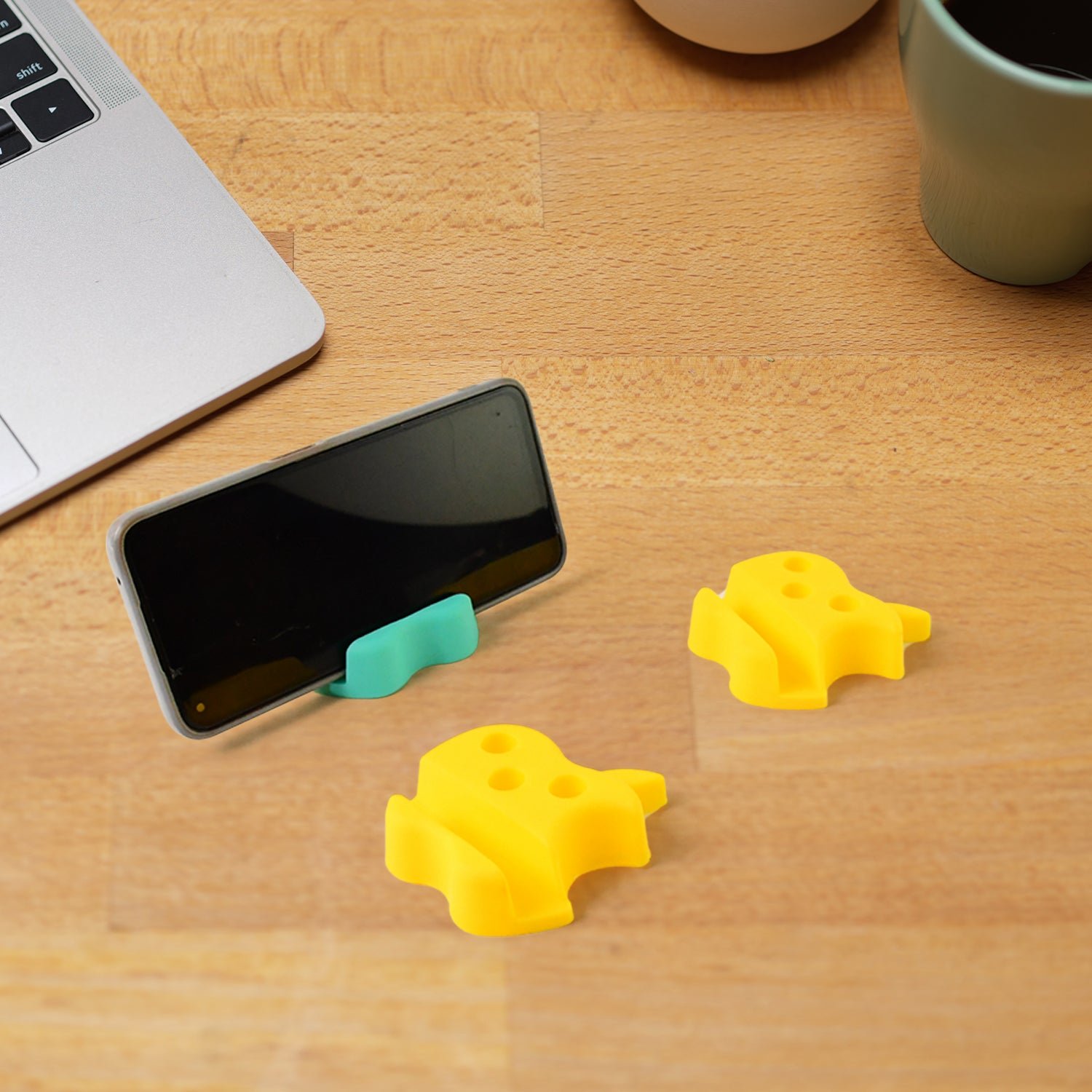 Premium Multi-Functional Apple-Shaped Plastic Mobile Stand with Pen Holder (3 Pc / Mix Color) - Buy Online at Alikart