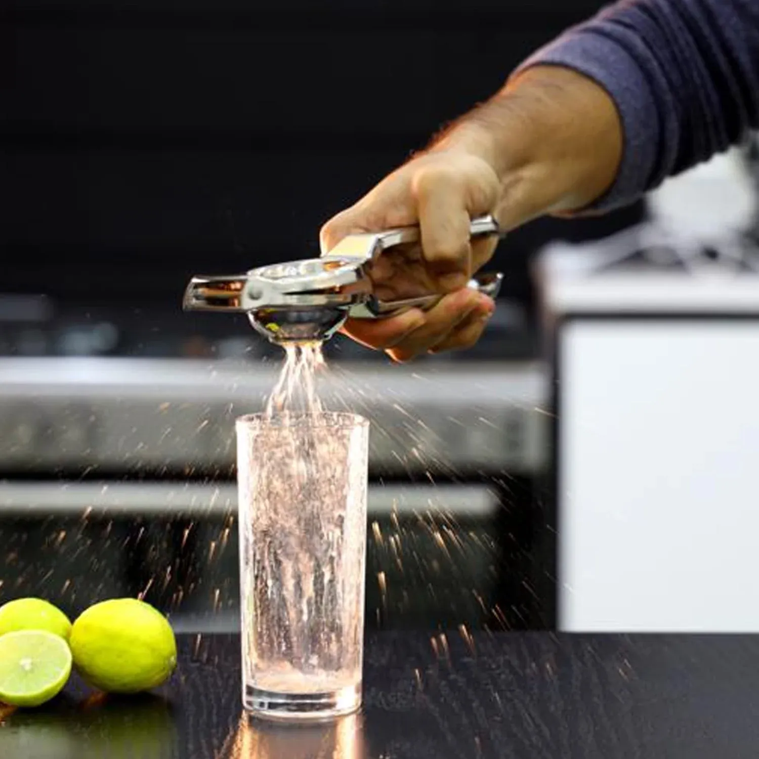 Premium Stainless Steel Lemon Squeezer for Efficient Juice Extraction - Buy Online at Alikart