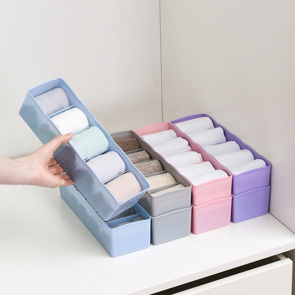 Premium Dividers Tray Organizer Clear Plastic Bead Storage Tray, Socks tray (Multicolour) - Buy Online at Alikart