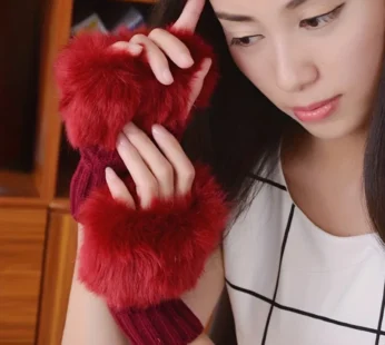 Autumn & Winter Warm Gloves – Women’s Half-Finger Plush Lined Gloves (1 Pair)