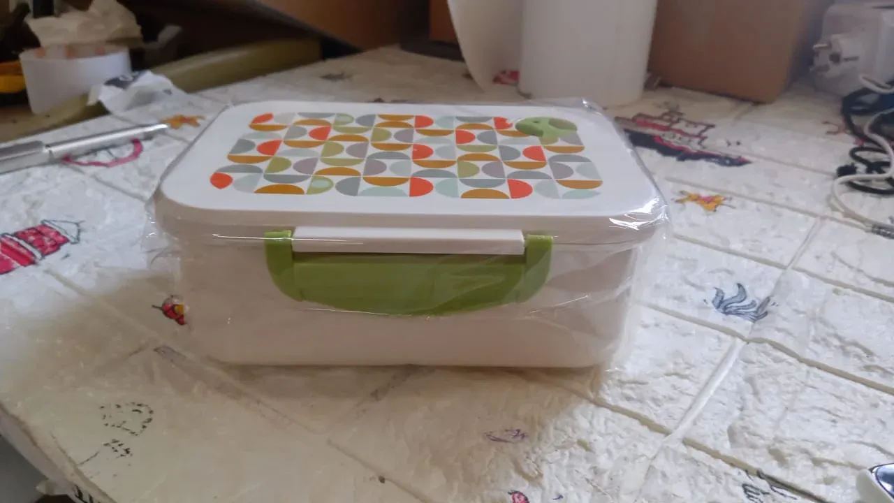 Lunch Box 3 Compartment With Leak Proof Lunch Box & 1 spoon, For School & Office Use - Detailed Feature View 6