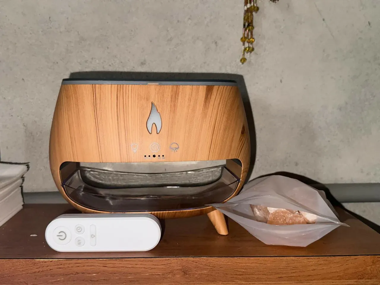 Flame Aroma Diffuser with Himalayan Salt Rocks & Remote Control - Detailed Feature View 4