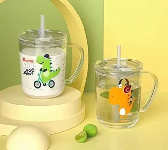 400ml Cute Glass Cup with Straw – Random Design Transparent Drinking Glass for Coffee, Juice, Milk & Cold Drinks