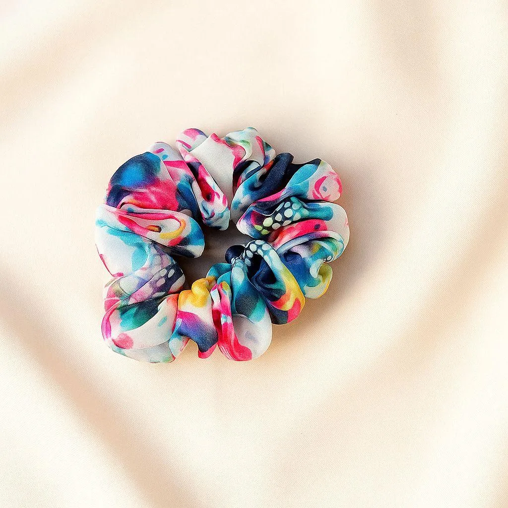 Premium Organza Silk Printed Scrunchie – 1 Pc Stylish Hair Tie for Women & Girls (Random Print-Pack of 1) - Detailed Feature View 1