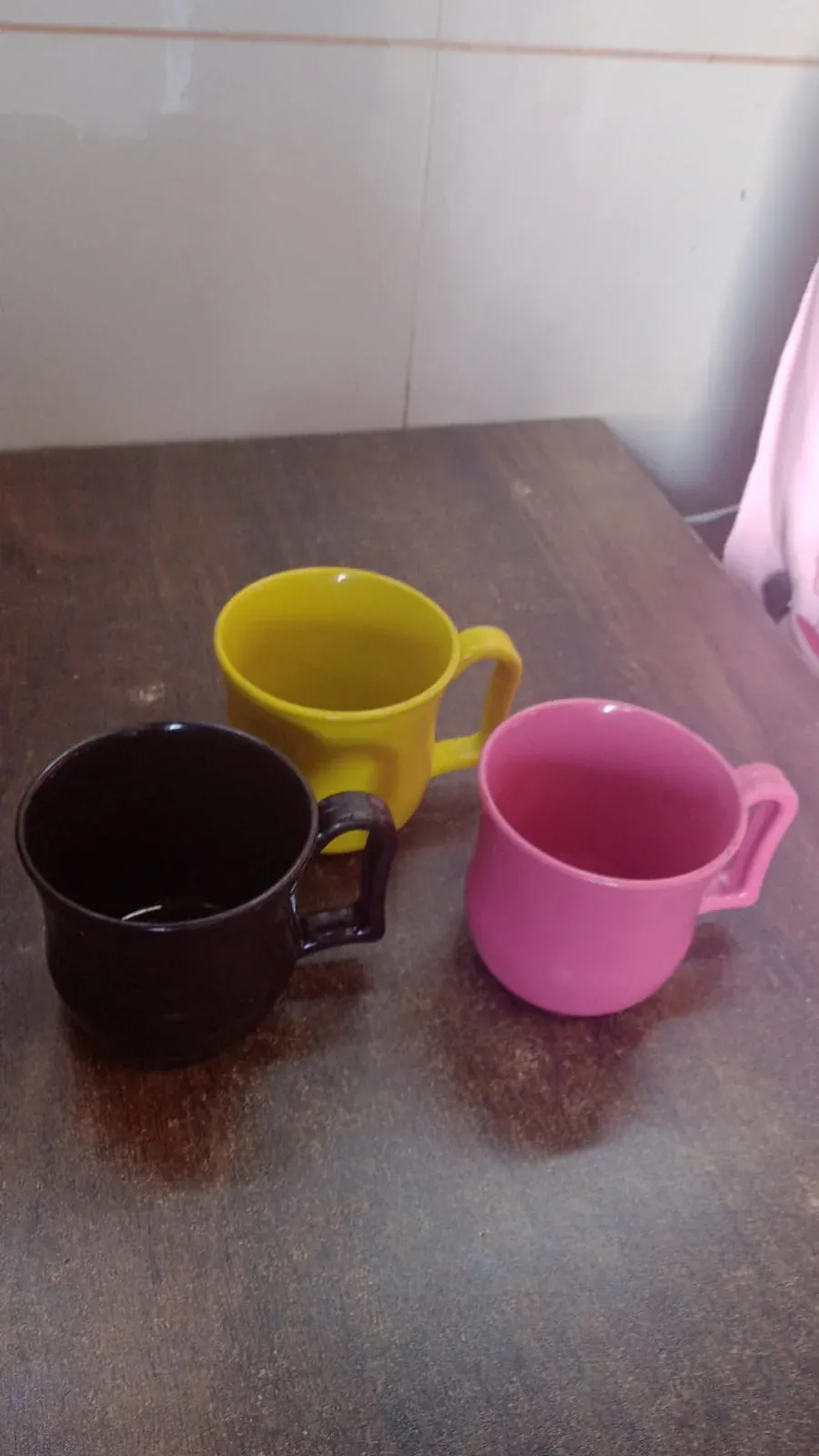 Premium Plastic Coffee / Tea Cups / Mug with Handle (1 Pc / Loose / Mix Color) - Detailed Feature View 10