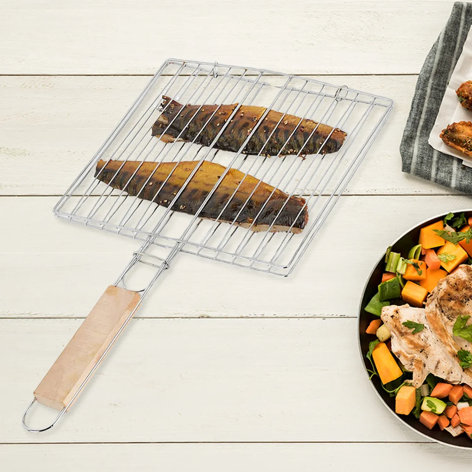 Barbecue Grill – Foldable, Non-Stick with Wooden Handle | CookAura - Detailed Feature View 1
