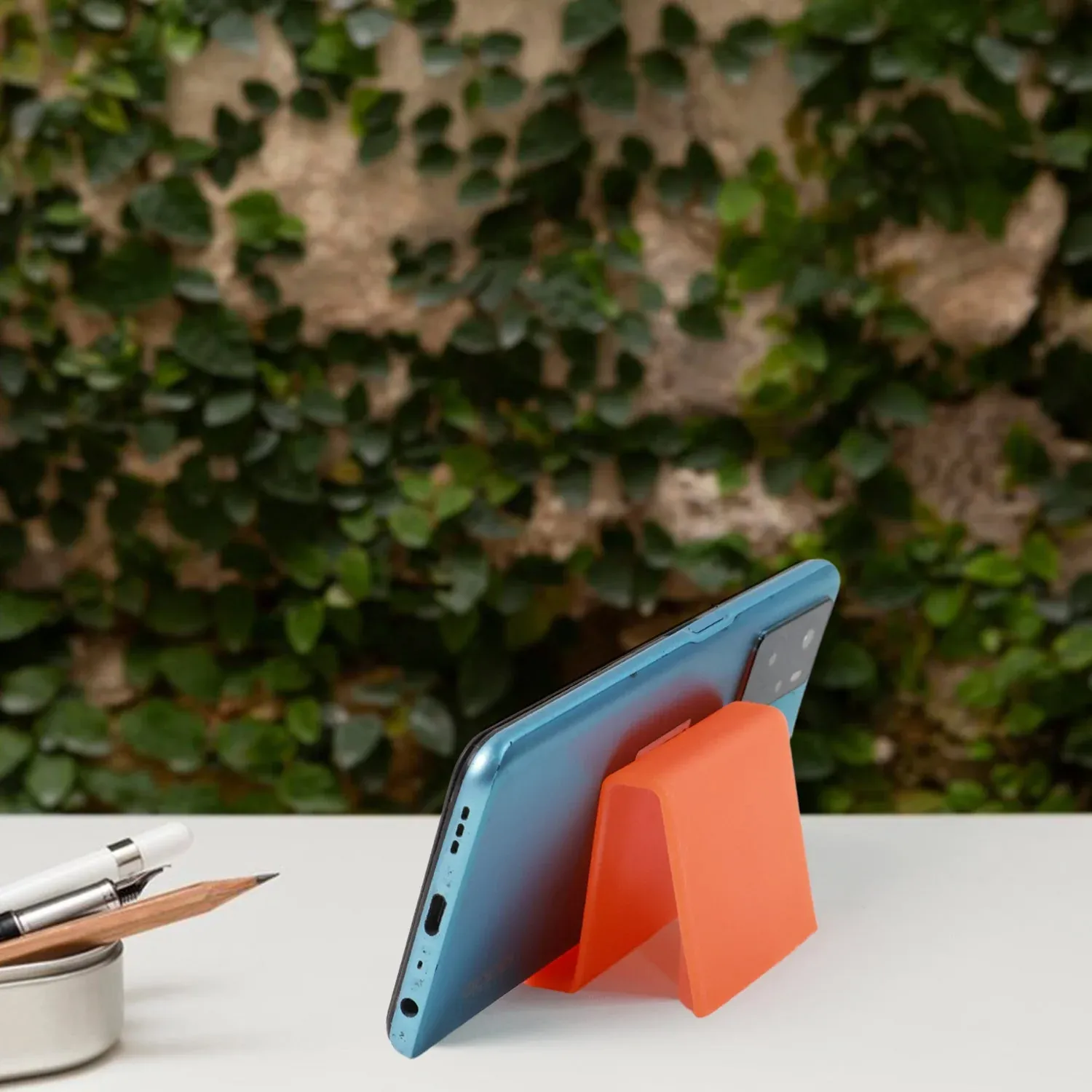 Plastic Phone Stand with Angled Support – Durable & Compact - Detailed Feature View 6