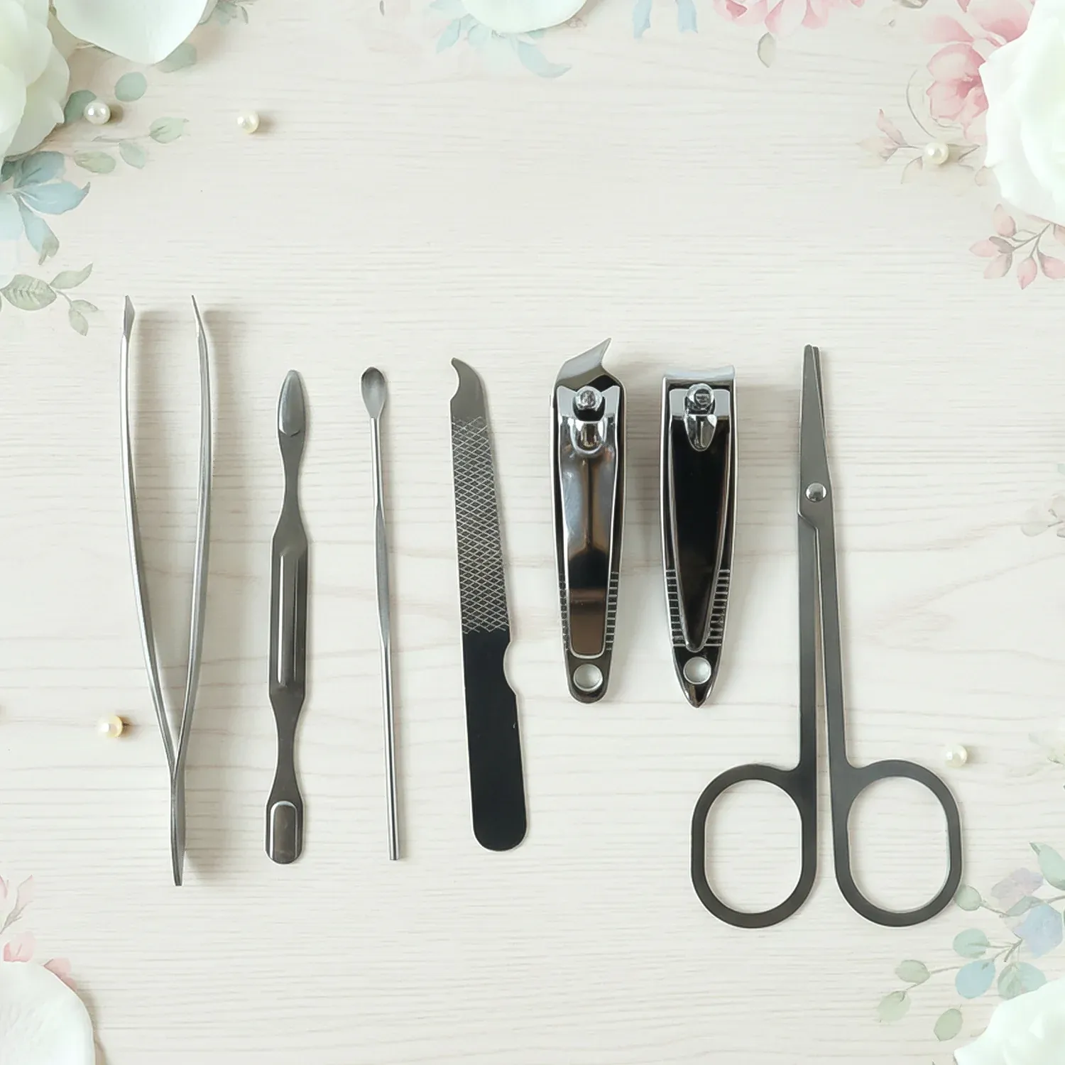 7-in-1 Stainless Steel Manicure & Pedicure Grooming Kit - Detailed Feature View 7