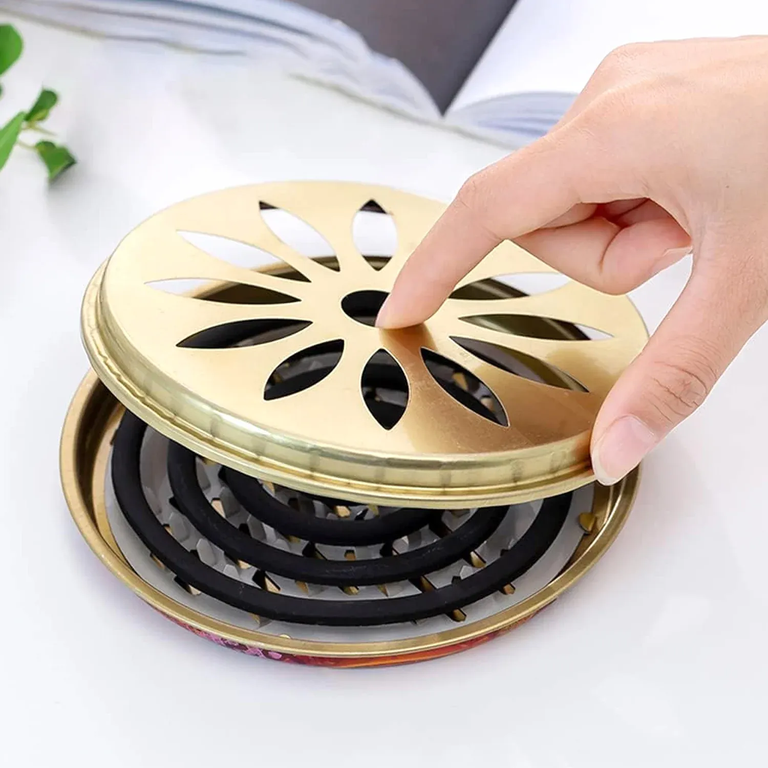 Metal Mosquito Coil Stand with Protective Cover – Durable and Safe - Detailed Feature View 6