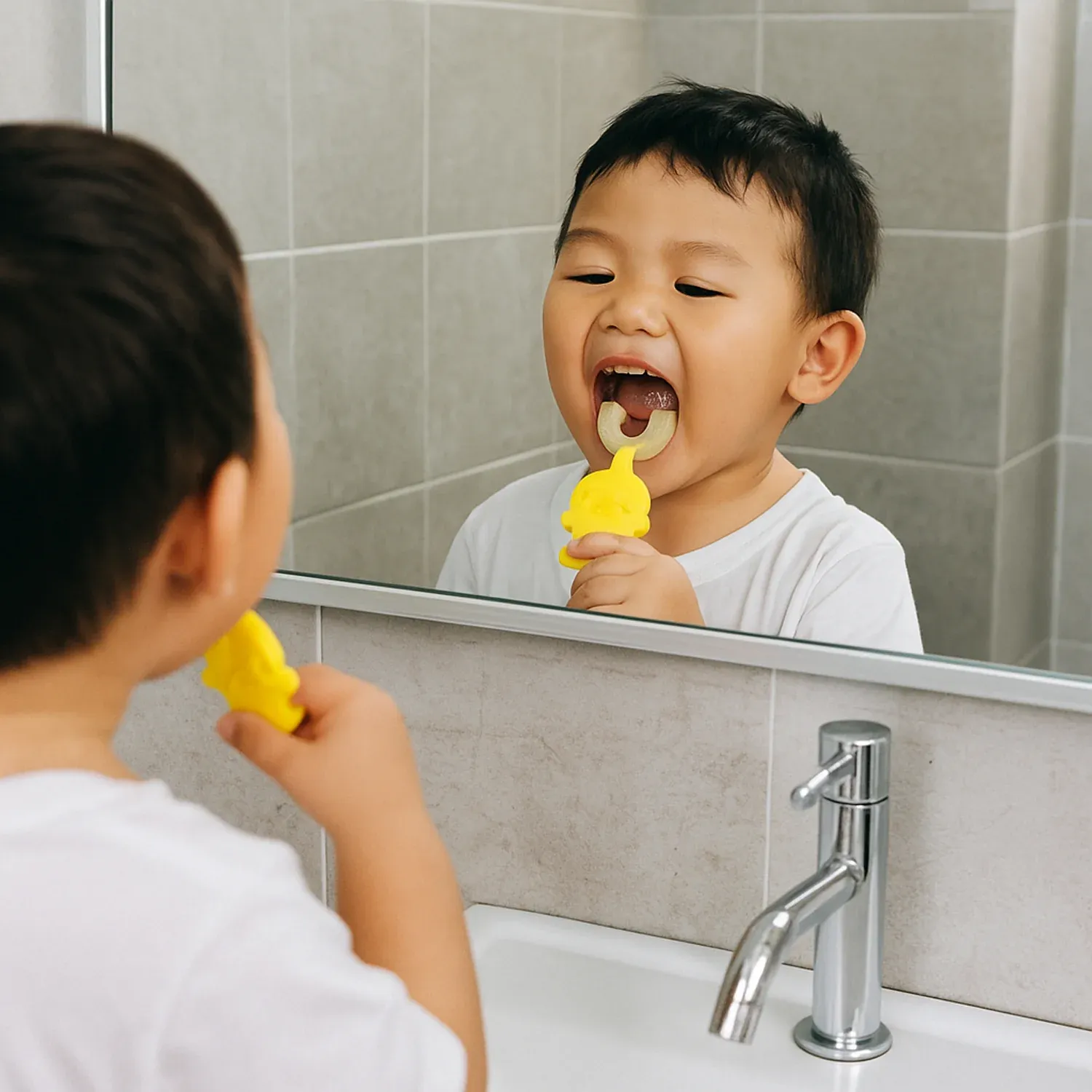 Cute Cartoon Duck U-Shape Baby Toothbrush - Soft Silicone 360° Brush - Detailed Feature View 3
