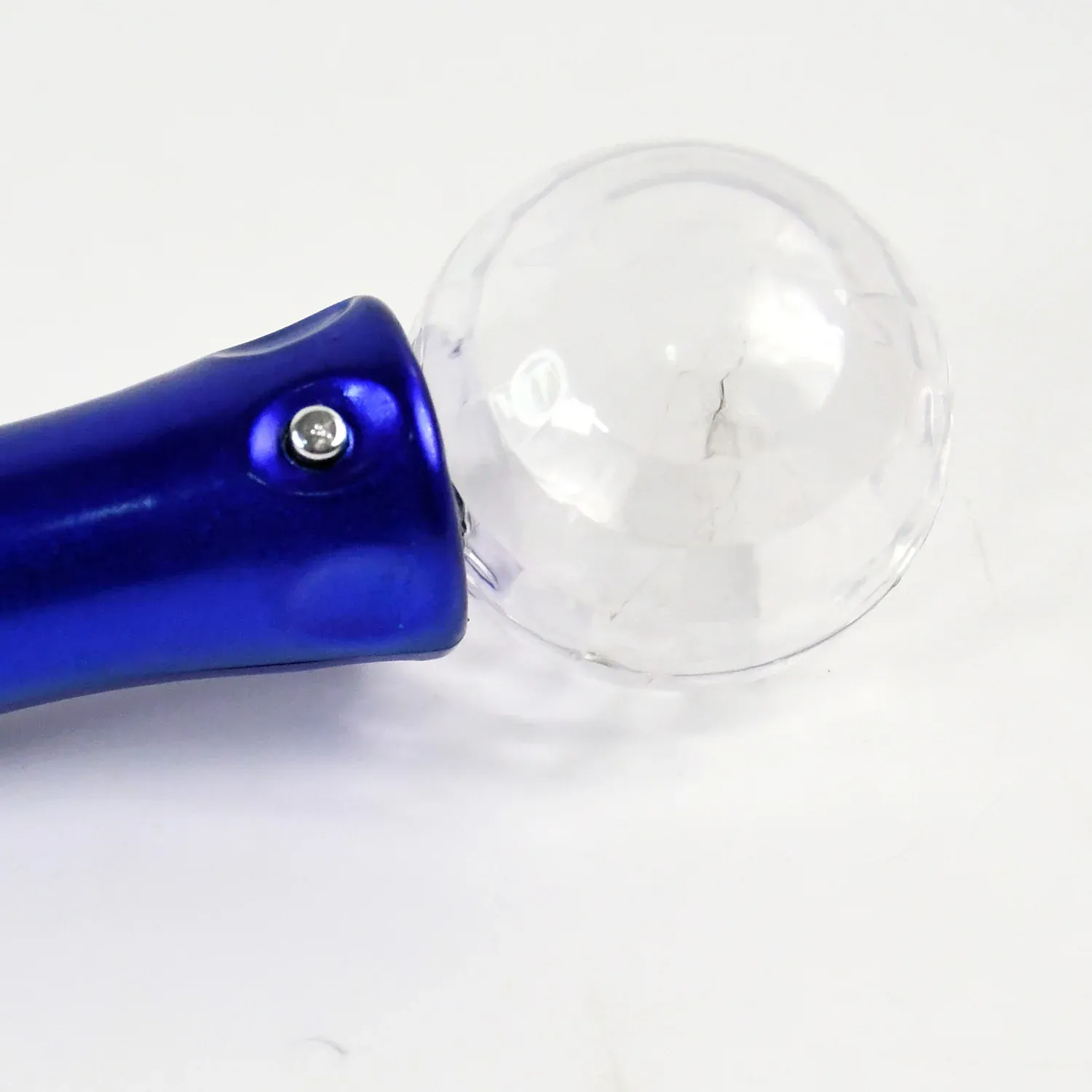 Mini LED Torch – Compact, Portable & Bright Light - Detailed Feature View 2