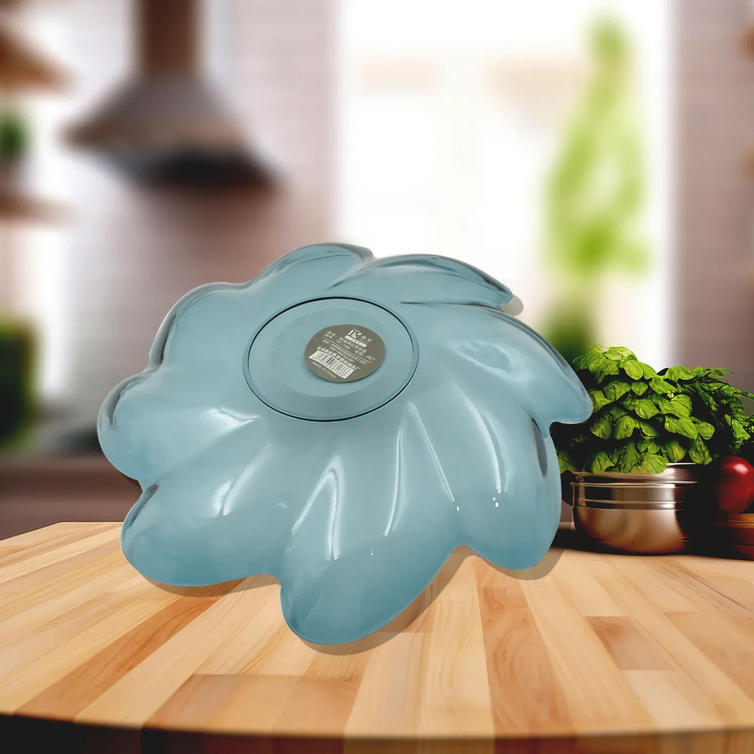 Flower Shape Kids Plastic Plate - for Dinner, Snacks & Party Supplies (1pc) - Detailed Feature View 5
