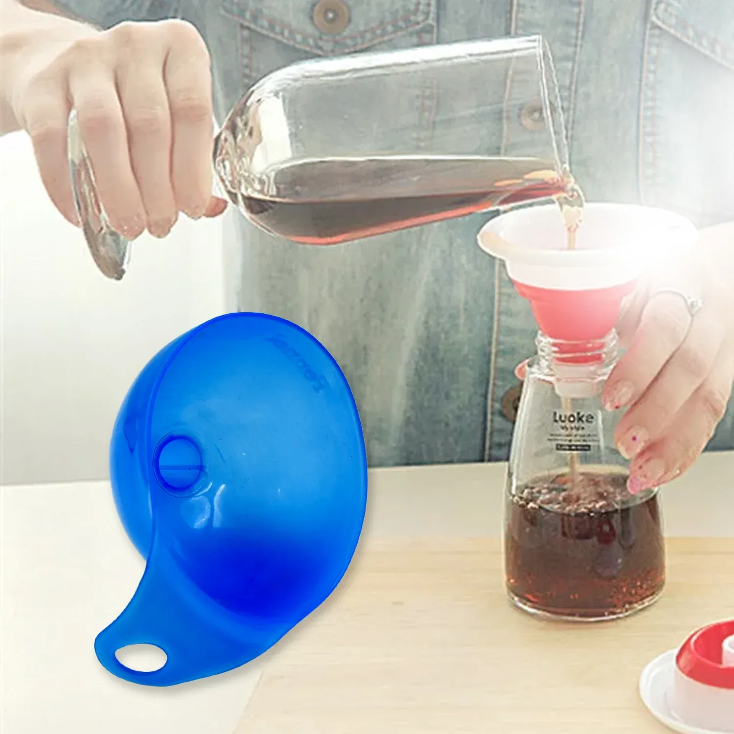 Food Grade Plastic Funnel for Oil, Sauce & Juice Pouring - Detailed Feature View 5