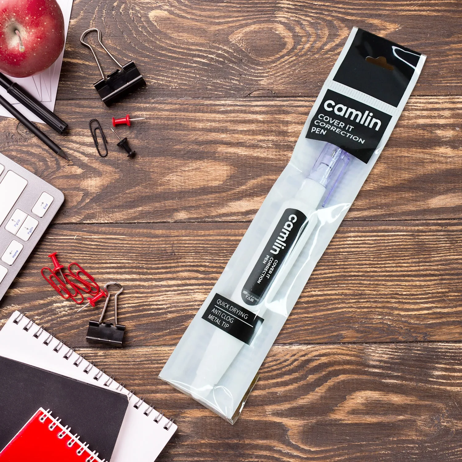 Correction Pen – Quick-Dry Precise Coverage - Detailed Feature View 5