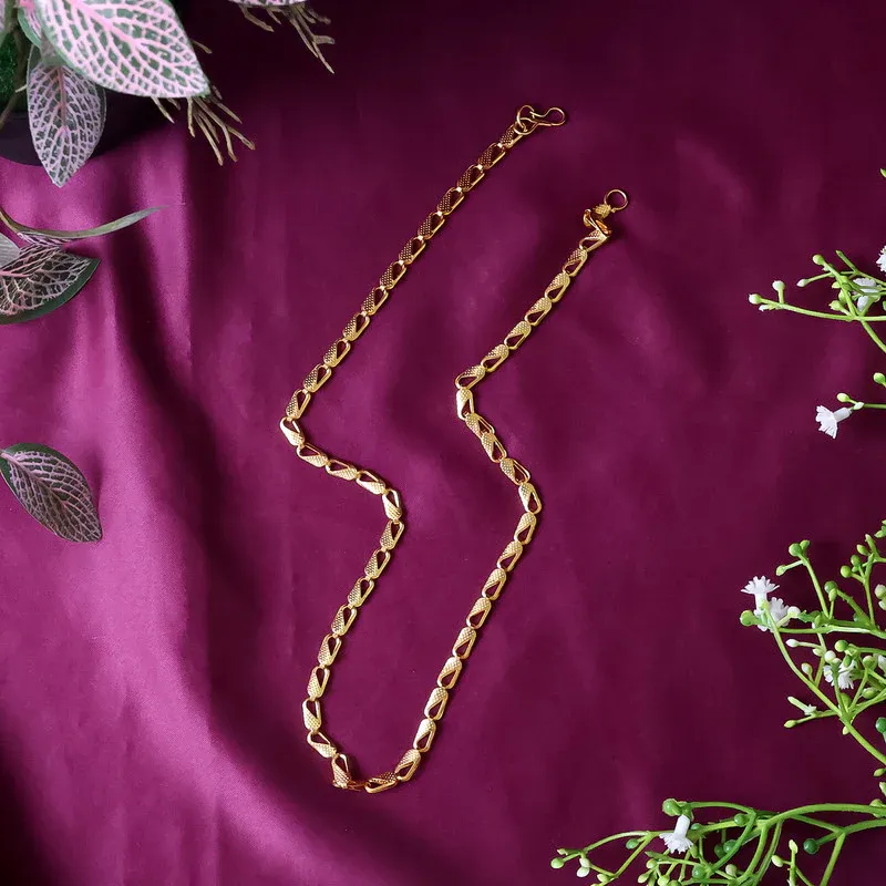 Classic Gold Finish Designer Chain for Men – Daily Wear - Detailed Feature View 5