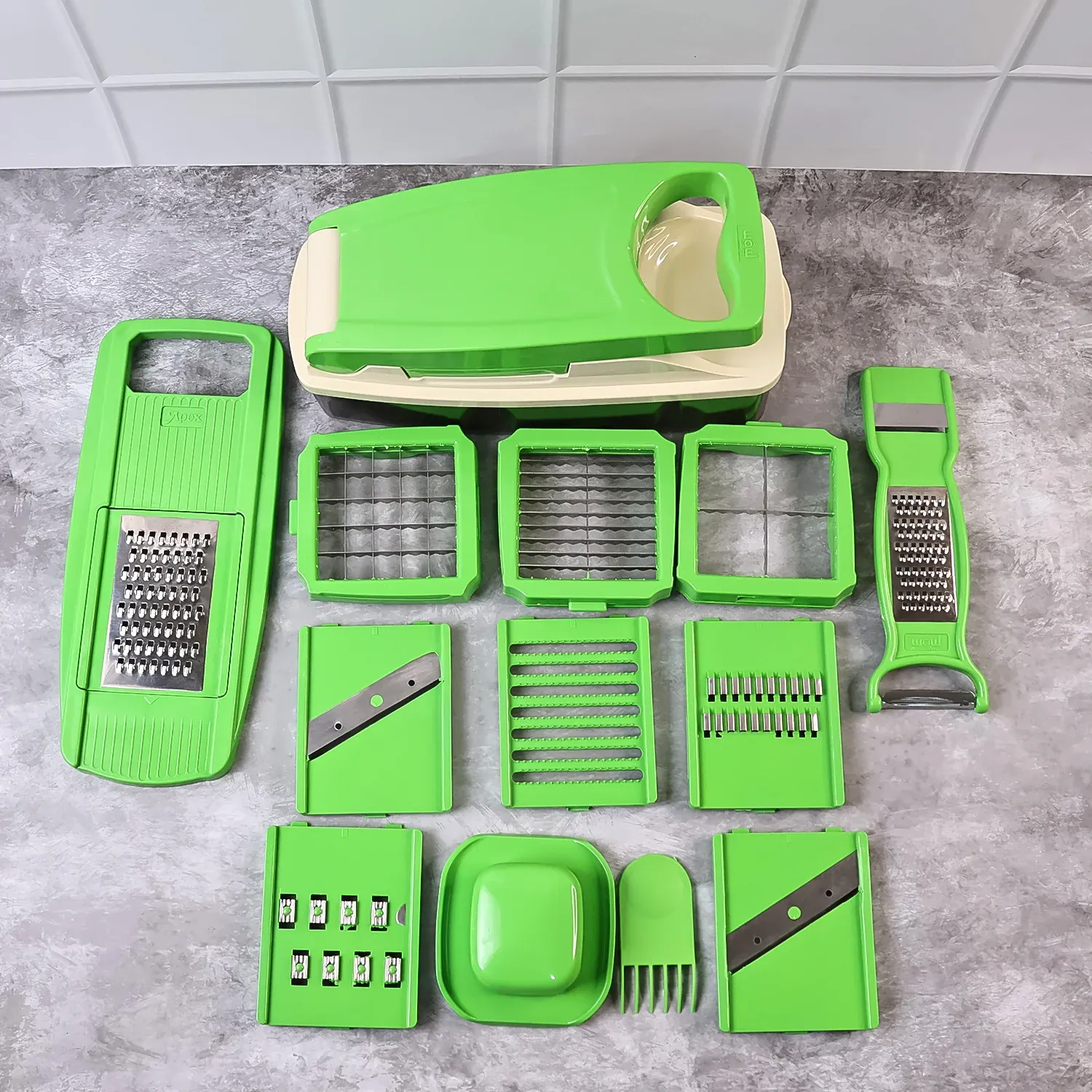 14-in-1 Vegetable Chopper – Multipurpose Fruit & Veg Slicer Set - Detailed Feature View 4