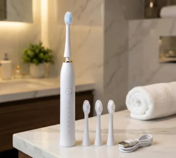 Rechargeable White Electric Toothbrush with 3 Extra Replacement Heads