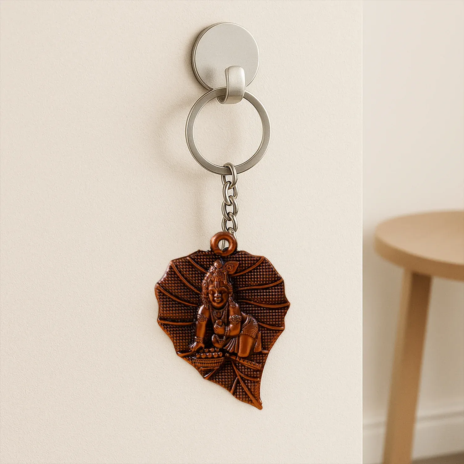 Antique Bronze Bal Krishna Peepal Leaf Metal Keychain – 1 Pc - Detailed Feature View 6