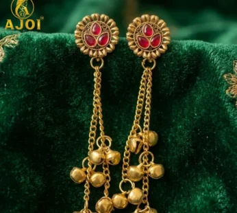 Antique Gold Floral Stud Earrings