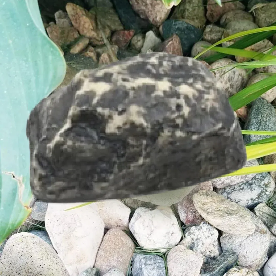 Fake Rock Key Hider – Discreet Outdoor Key Storage | Safelix - Detailed Feature View 11