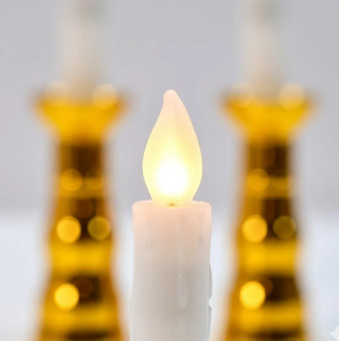 2pcs Flameless LED Candle Lights with Gold Base & Suction Cups - Detailed Feature View 4
