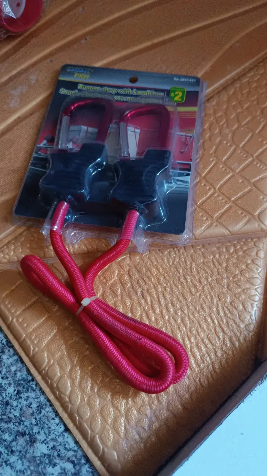 Carabiner Bungee Cord with Hook for Luggage & Bags (1 Pc / Mix Color) - Detailed Feature View 7