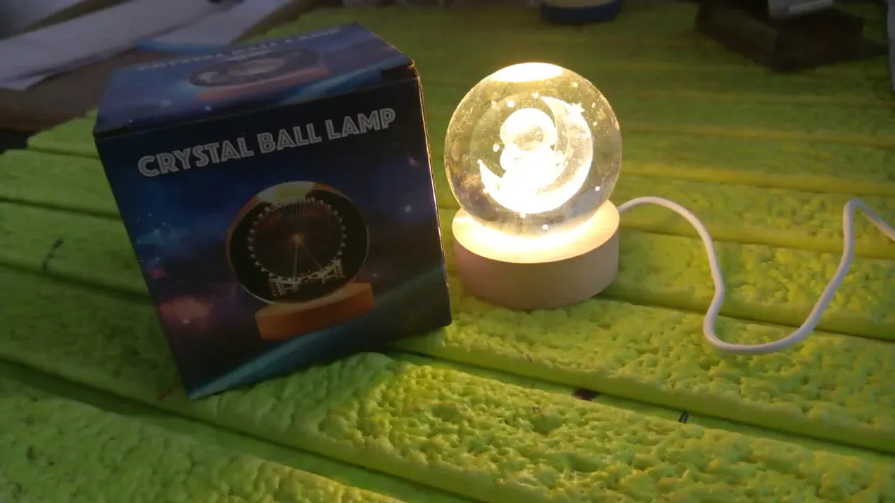 Astronaut Ball Night Light Lamp Decorative Lamp For Living Room Decor (1 Pc) - Detailed Feature View 6