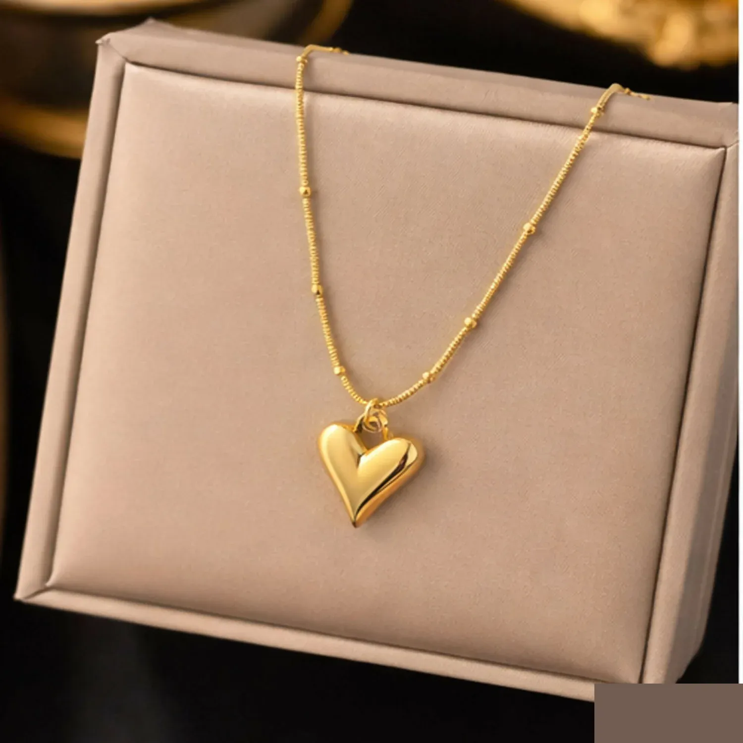 Elegant Gold Heart Pendant Necklace for Women | Minimalist Love Charm Chain - Detailed Feature View 2