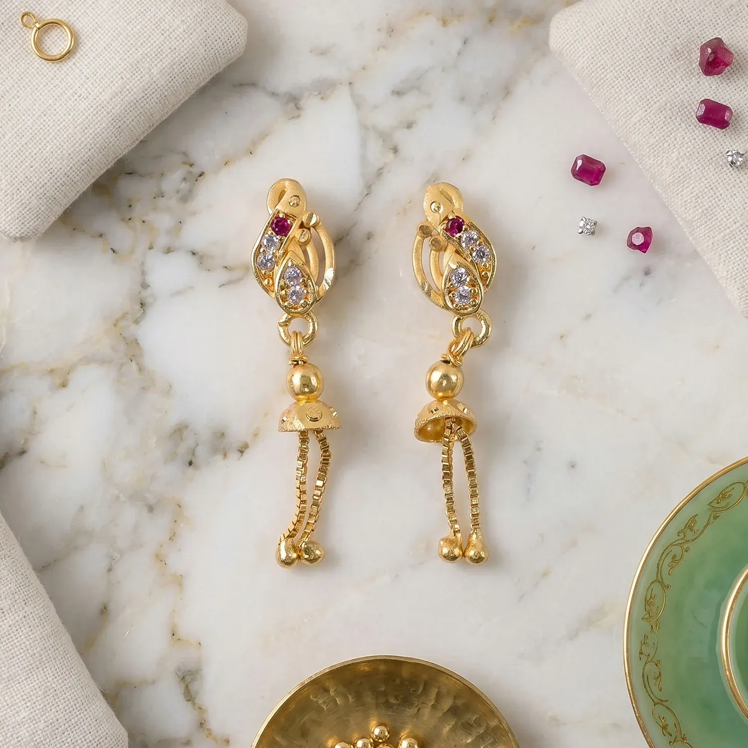 Gold-Plated Leaf Design Chain Drop Earrings for Women (1 Pair) - Detailed Feature View 2