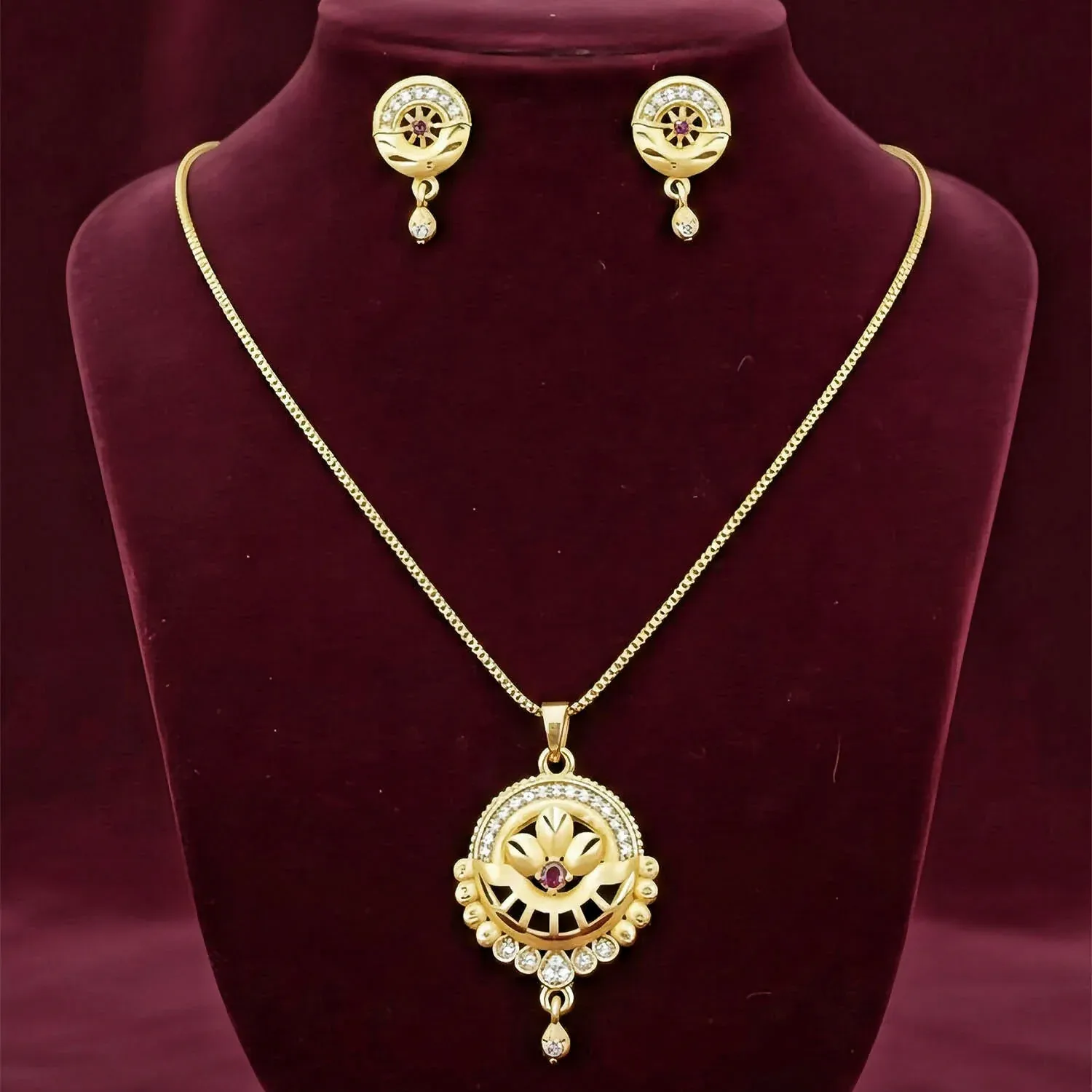 Premium Women’s Gold-Tone Jewelry Set | Round Filigree Pendant with Red Stone | Ethnic Wedding Wear Necklace & Earrings - Buy Online at Alikart