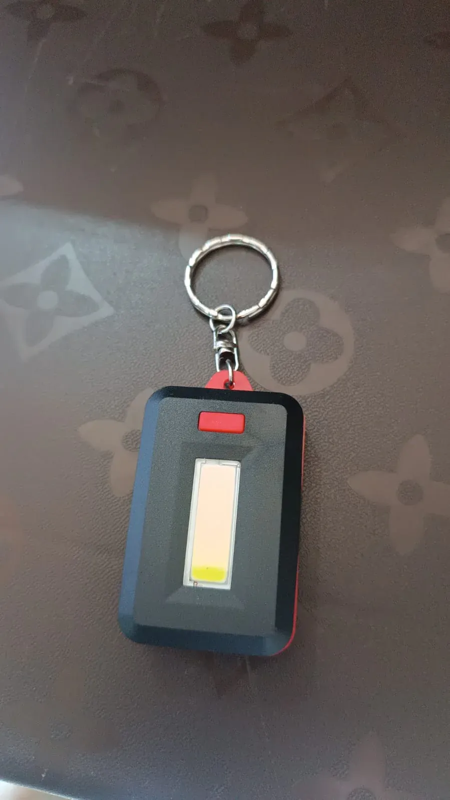 LED Keychain Light – Compact 3-Mode Mini Flashlight - Detailed Feature View 5