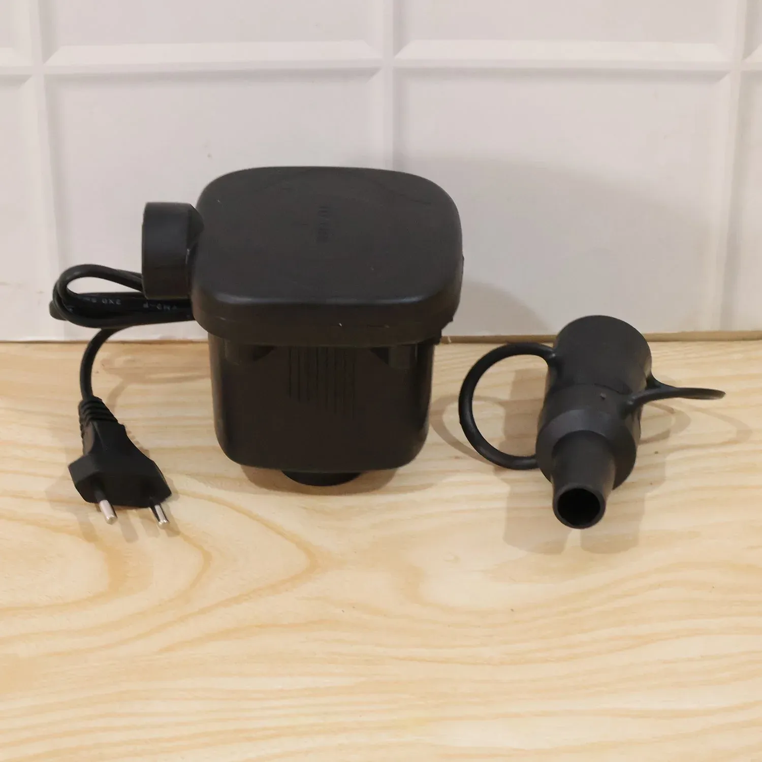 Electric Air Pump Fast Inflator Deflator for Inflatables - Detailed Feature View 8