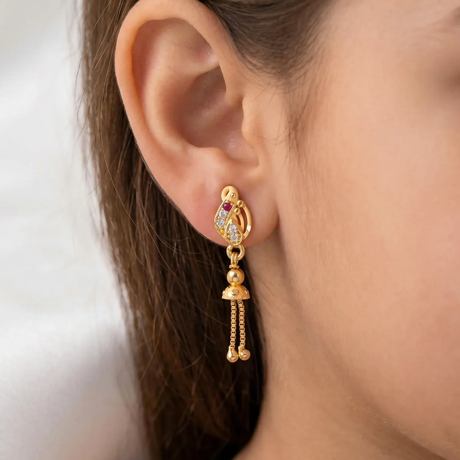 Gold-Plated Leaf Design Chain Drop Earrings for Women (1 Pair) - Detailed Feature View 3