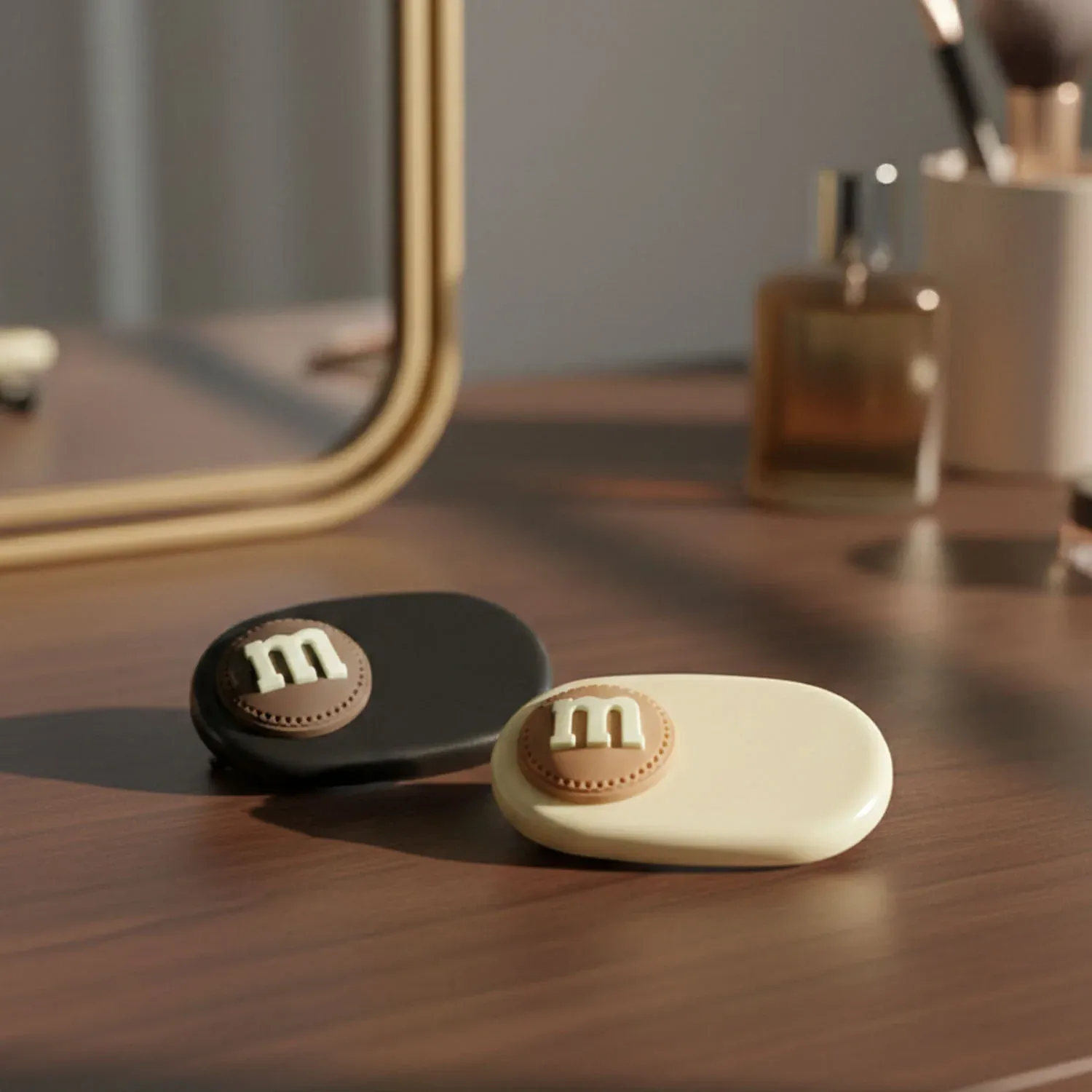 Alphabet Letter Decorative Oval Hair Clips Set - 2 Pieces - Detailed Feature View 6