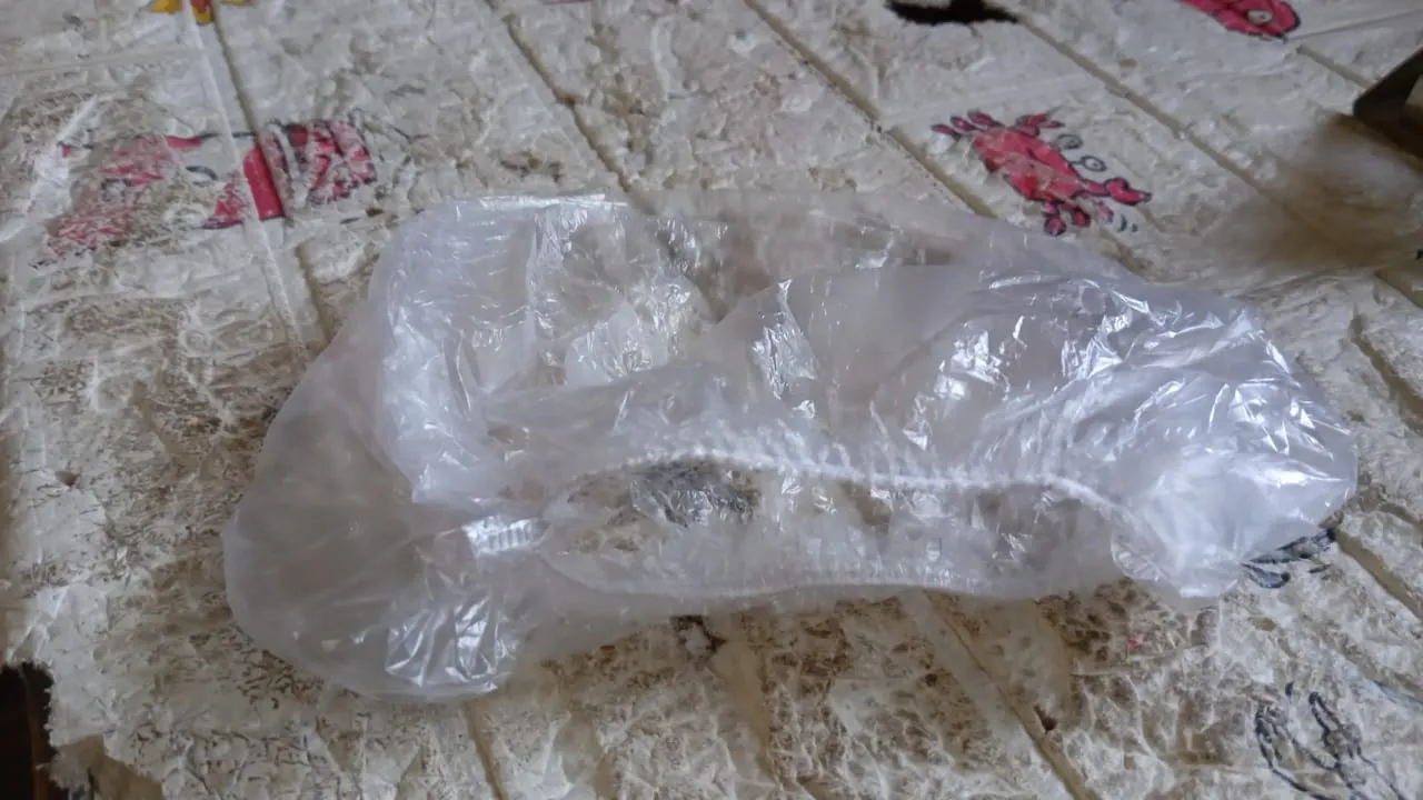 Disposable Shower Cap – Waterproof & Hygienic | VelvaBloom - Detailed Feature View 10