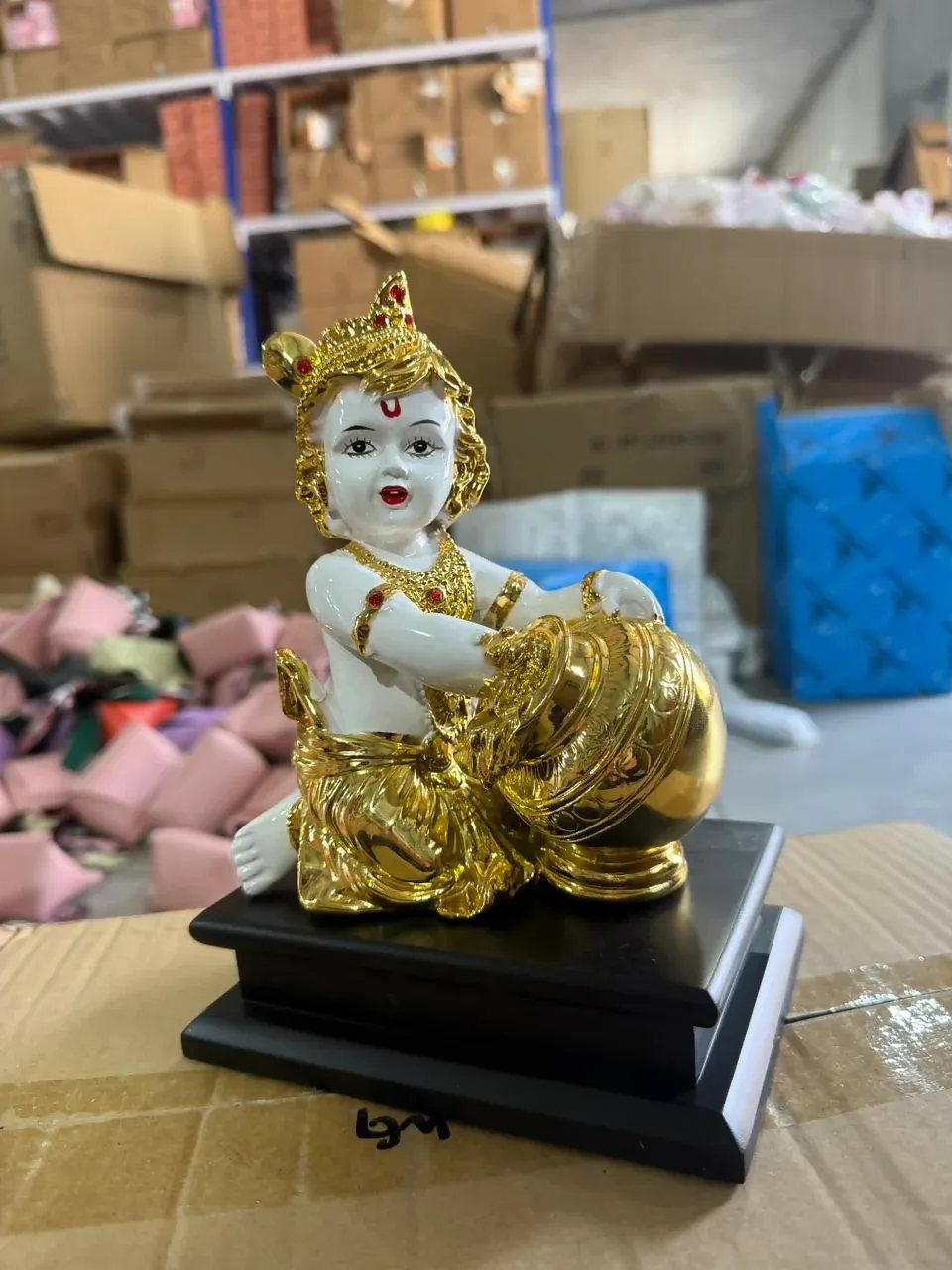 Bal Krishna Idol with Golden Butter Pot for Home Temple Décor - Detailed Feature View 4