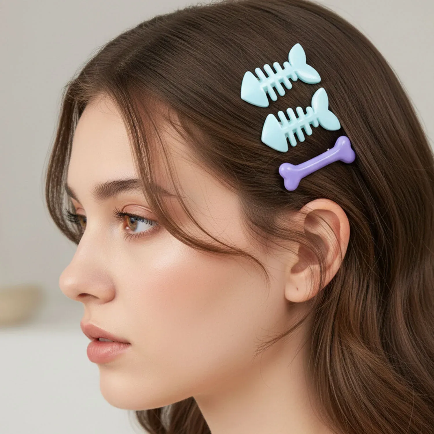 Fishbone Hair Clip Set – Cute & Strong Grip Pack of 4 - Detailed Feature View 3