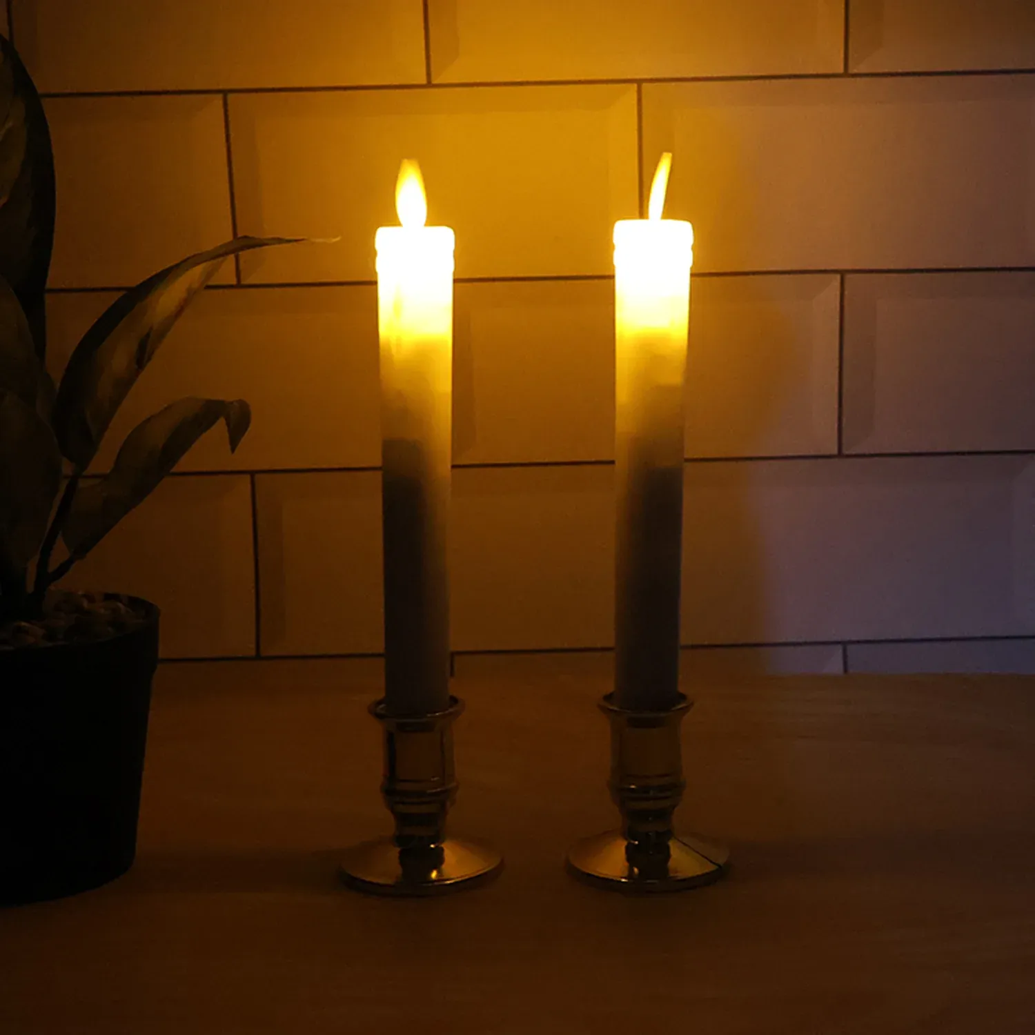 LED Flameless Taper Candles – Set of 2 Realistic Flickering Lights - Detailed Feature View 2
