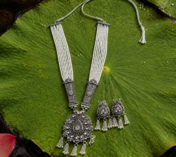 Elegant Traditional Pearl Necklace Set with Designer Pendant & Earrings