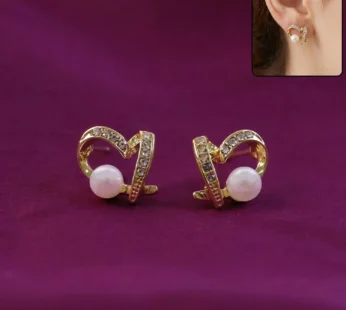 Elegant Pearl & Crystal Earrings – Heart-Shaped Studs for Women