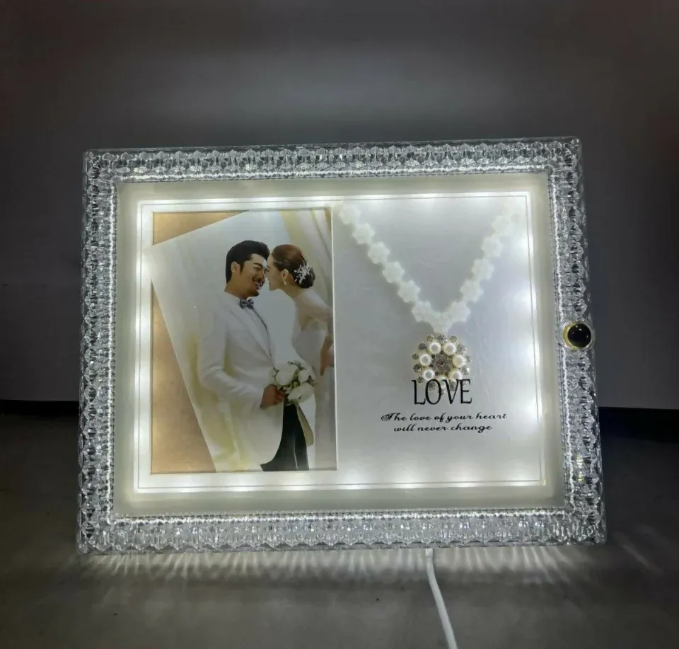 Square LED Love Photo Frame Lamp for Romantic Bedroom Decor - Detailed Feature View 3