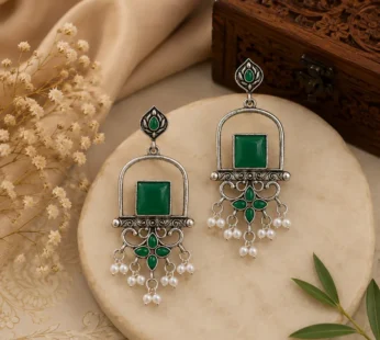 Elegant Green Stone Oxidized Silver Pearl Drop Earrings for Women – Handcrafted Ethnic Chandelier Earrings