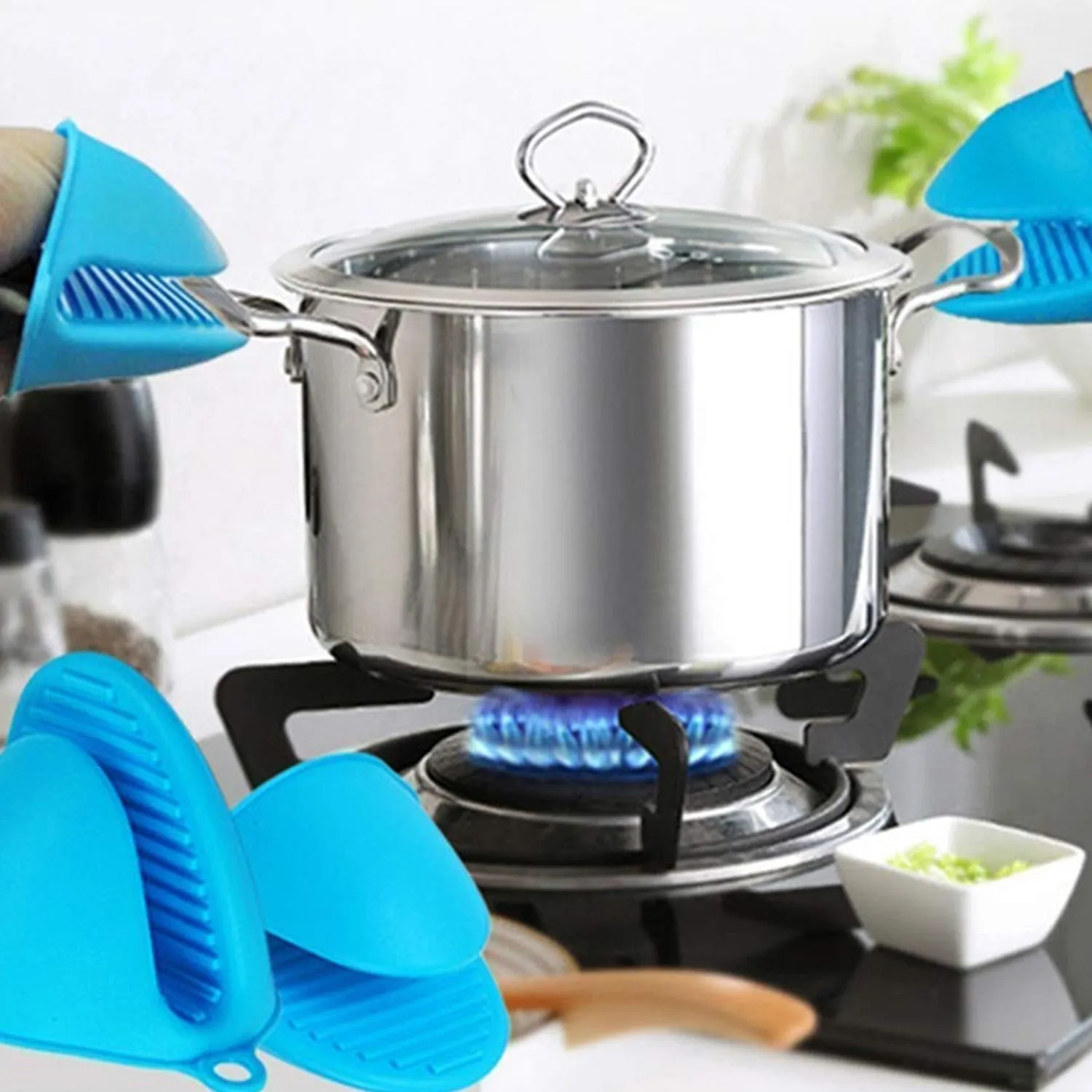 Silicone Heat Resistant Potholder – Kitchen & Baking Mitt | Jiaqi - Detailed Feature View 3