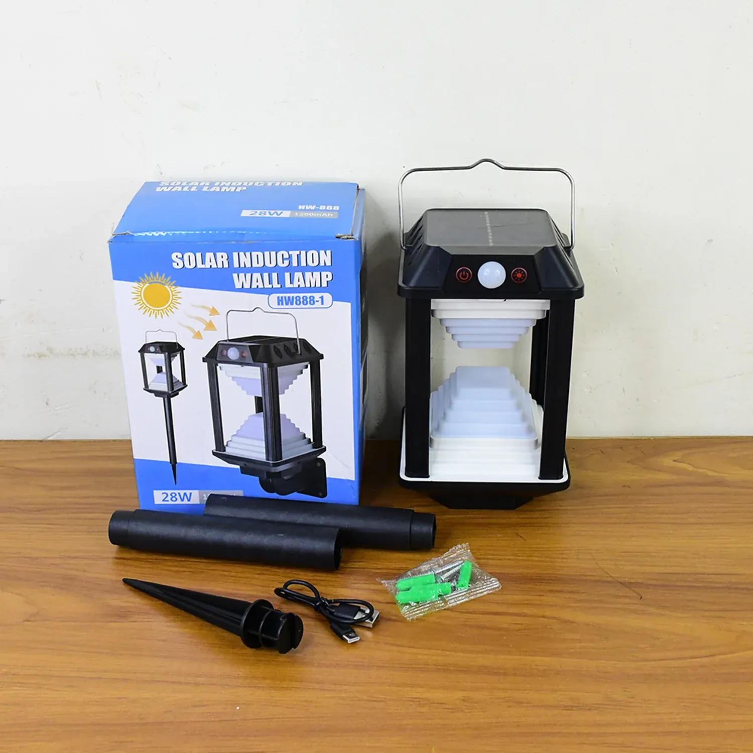 Solar Induction LED Wall Lamp – Motion Sensor Outdoor Light - Detailed Feature View 7