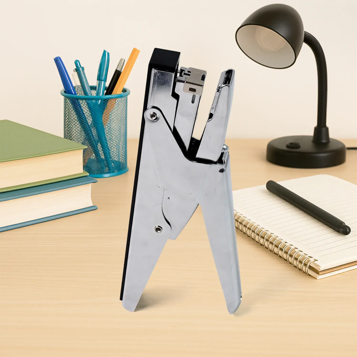 Kangaro HP-45 Heavy Duty Plier Stapler with Metal Body - Detailed Feature View 2