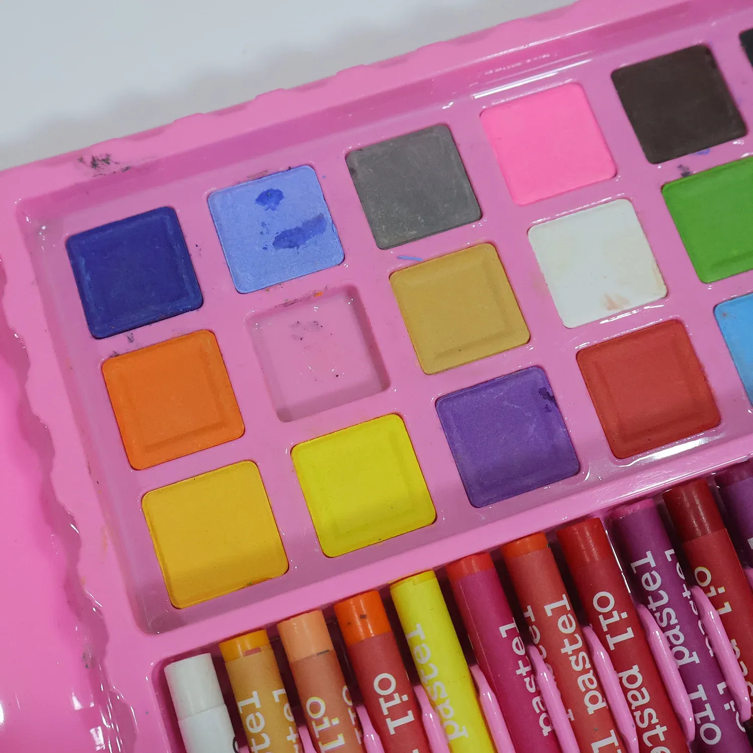 Art & Craft Drawing Kit for Kids – Complete Creative Set for Beginners - Detailed Feature View 2