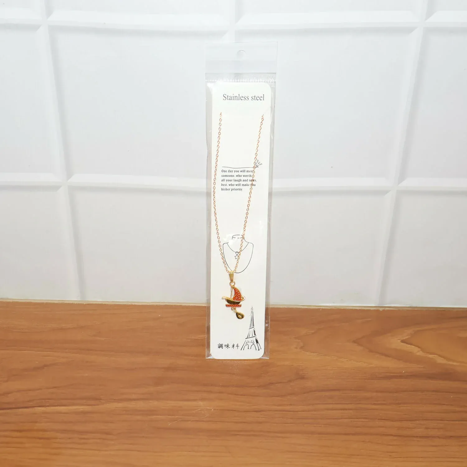 Stylish Steamer Boat Design Pendant Necklace with Chain for Women - Detailed Feature View 5