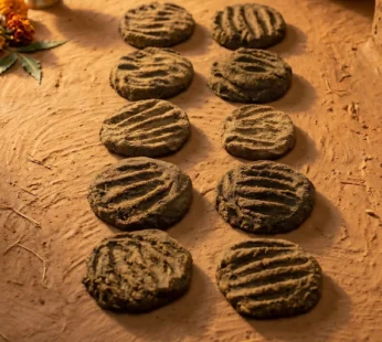 Cow Dung Cakes for Havan Puja Sambrani Dhoop Uple Ritual Use (1 kG)