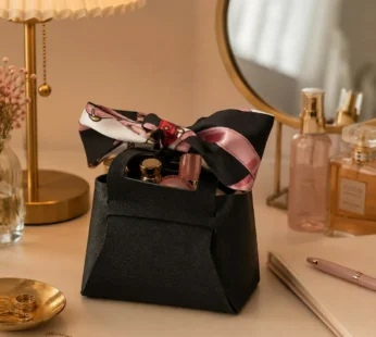 Mini Black Handbag Coin Pouch with Printed Bow for Women